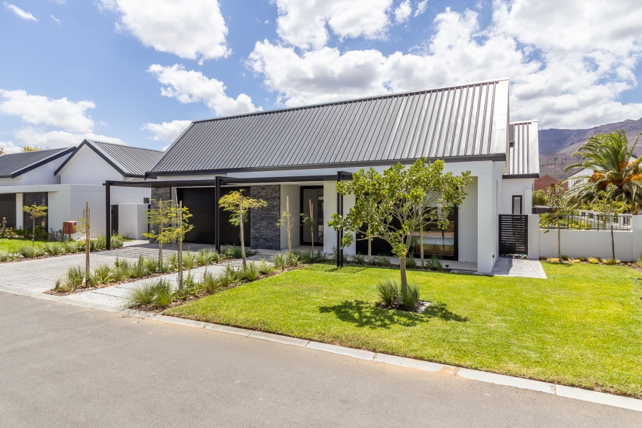 4 Bedroom Property for Sale in Pearl Valley at Val de Vie Western Cape